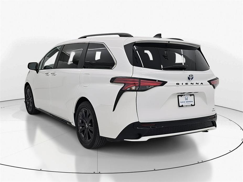 used 2022 Toyota Sienna car, priced at $38,600