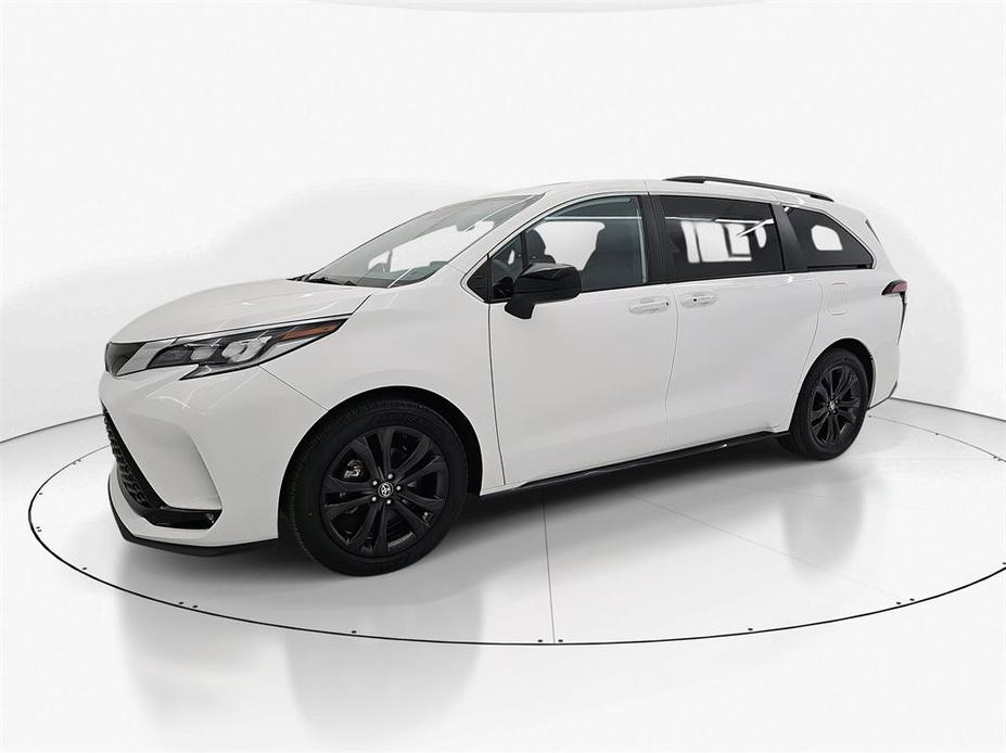 used 2022 Toyota Sienna car, priced at $38,600