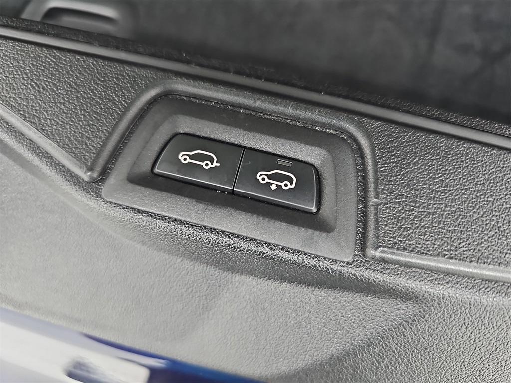 used 2020 BMW X7 car, priced at $39,374