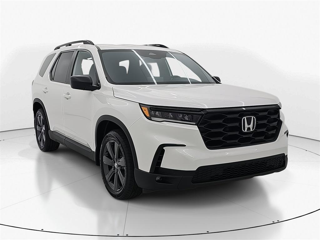 new 2025 Honda Pilot car, priced at $44,150