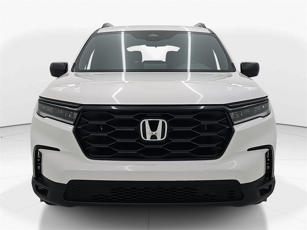 new 2025 Honda Pilot car, priced at $44,150