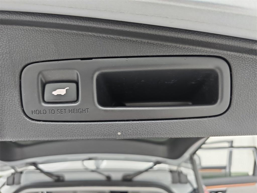 used 2017 Honda CR-V car, priced at $18,998