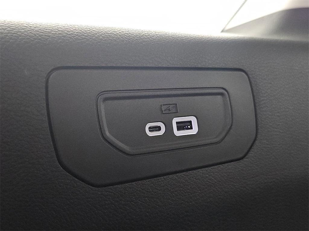 used 2024 Jeep Grand Cherokee L car, priced at $38,350