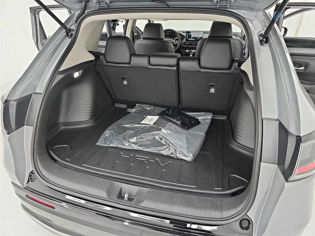 new 2026 Honda HR-V car, priced at $31,900