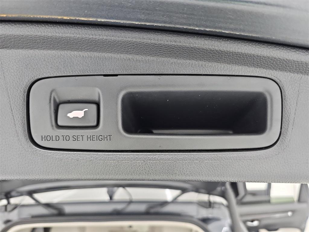used 2023 Honda CR-V car, priced at $28,600