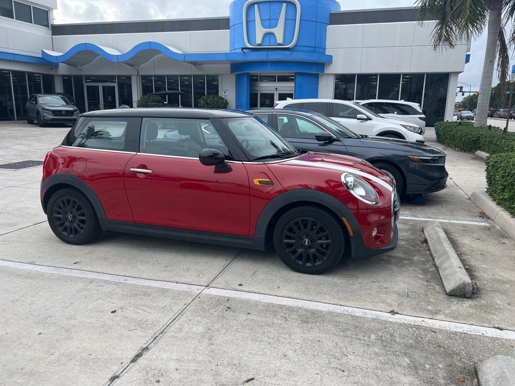 used 2017 MINI Hardtop car, priced at $13,298