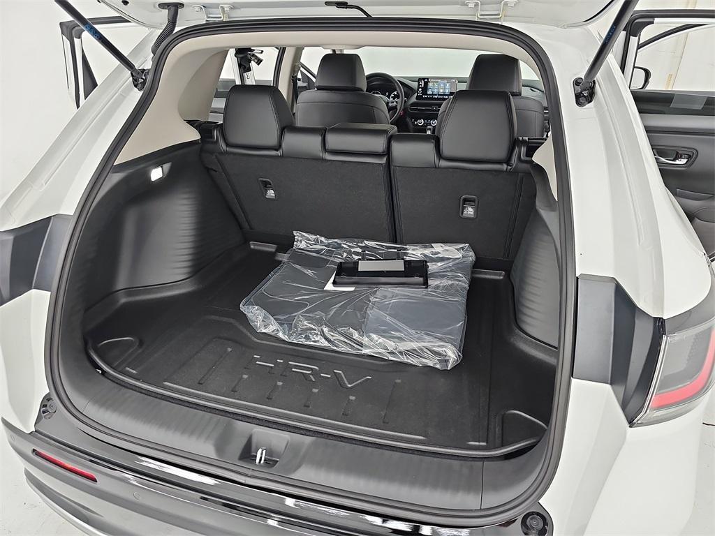 new 2025 Honda HR-V car, priced at $31,350