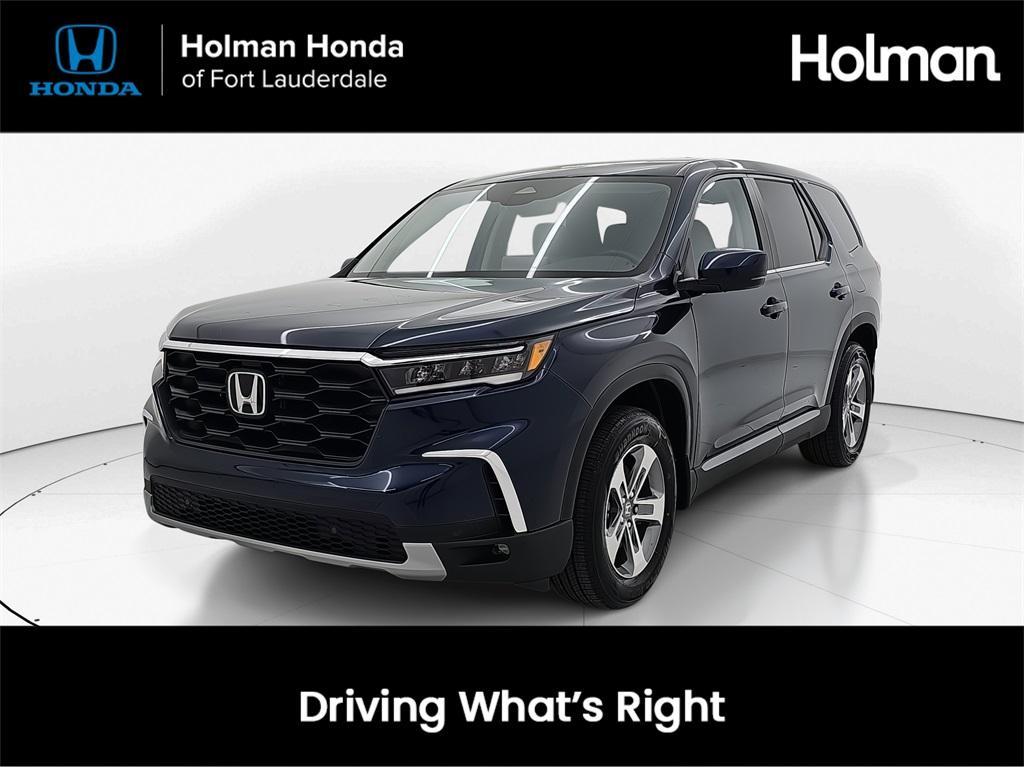 new 2025 Honda Pilot car, priced at $44,950