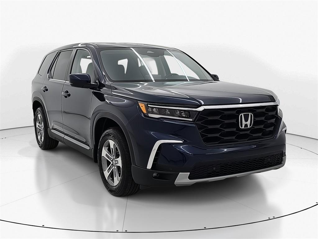 new 2025 Honda Pilot car, priced at $44,950