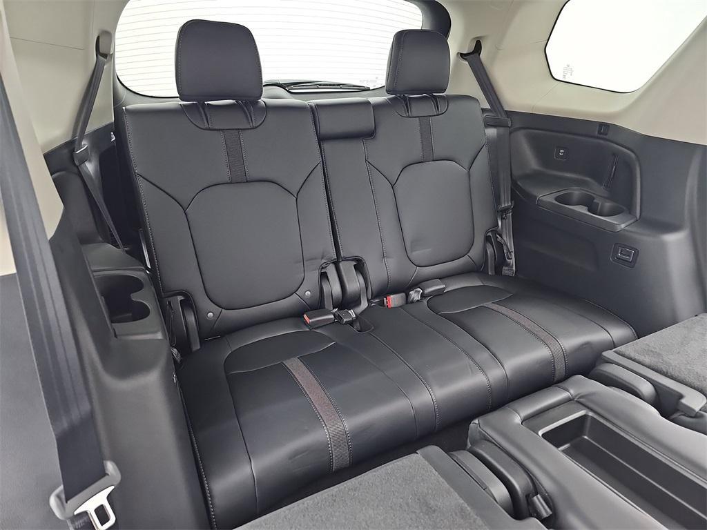 new 2025 Honda Pilot car, priced at $46,135