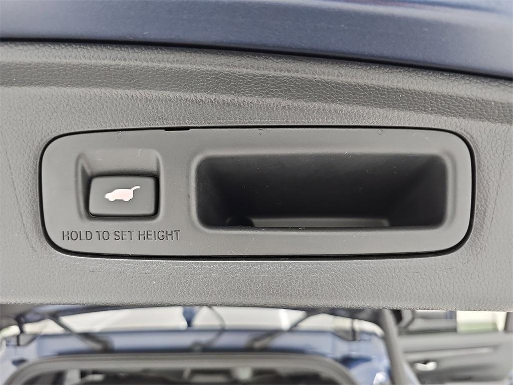 used 2024 Honda CR-V Hybrid car, priced at $32,998