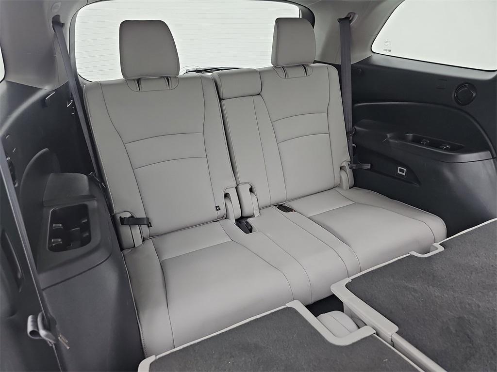 used 2022 Honda Pilot car, priced at $27,600