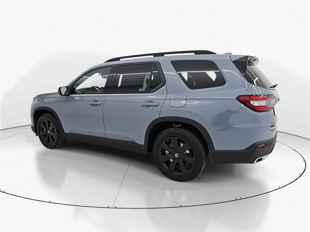 new 2025 Honda Pilot car, priced at $56,485