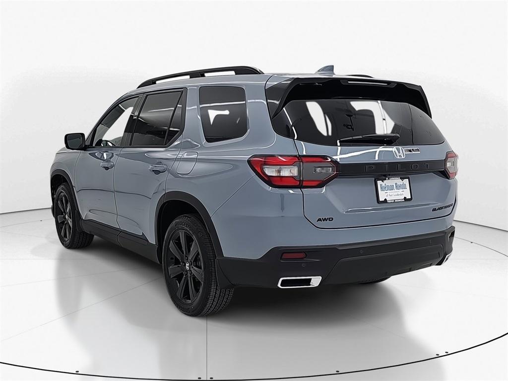 new 2025 Honda Pilot car, priced at $56,485