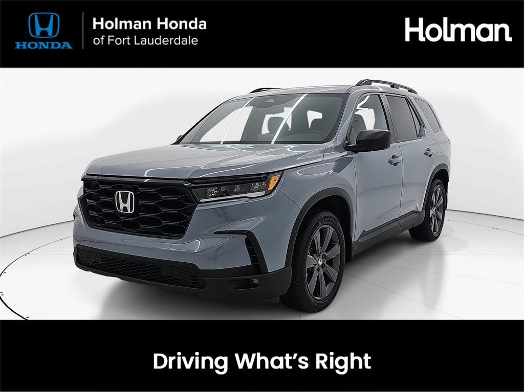 new 2025 Honda Pilot car, priced at $42,050