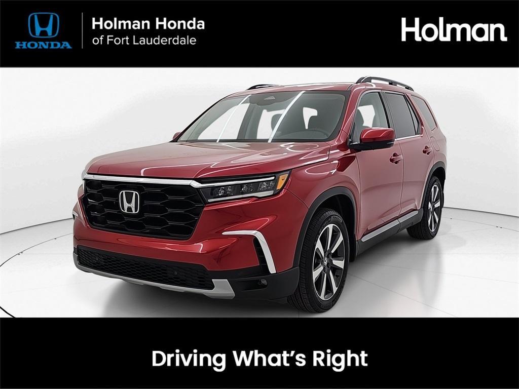 new 2025 Honda Pilot car, priced at $49,405