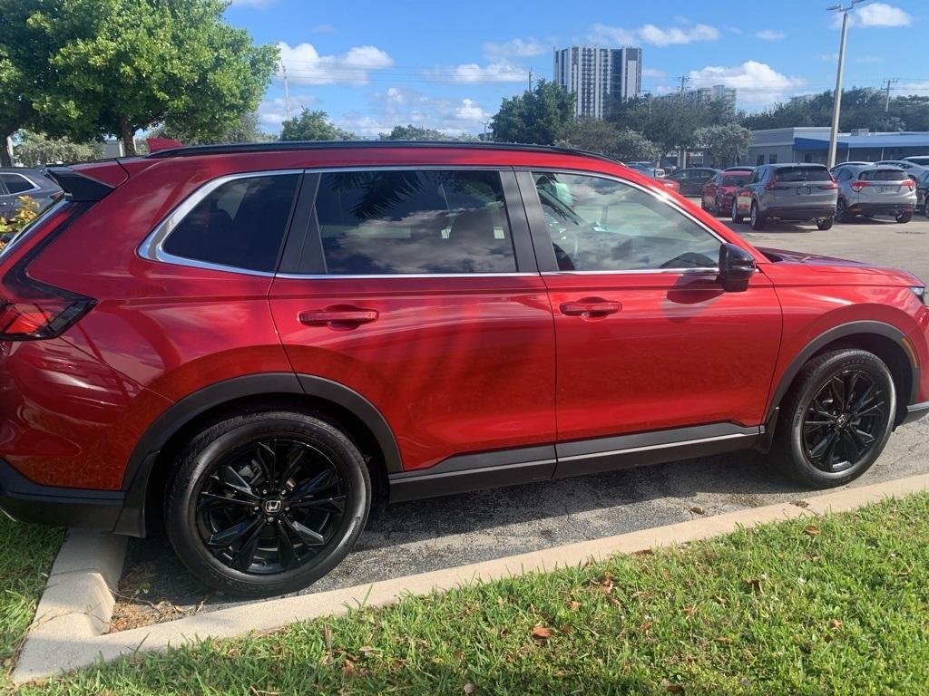 used 2023 Honda CR-V Hybrid car, priced at $33,700