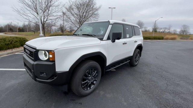 new 2025 Toyota Land Cruiser car