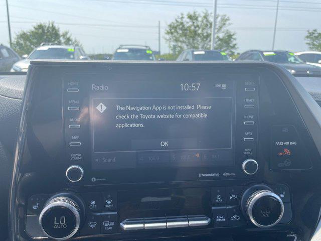 used 2022 Toyota Highlander car, priced at $32,500