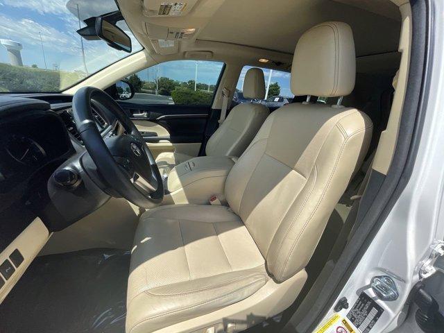 used 2015 Toyota Highlander car, priced at $15,250