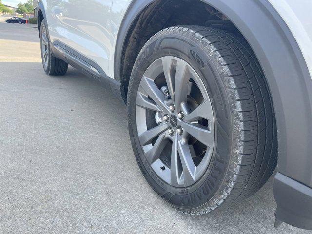 used 2021 Ford Explorer car, priced at $25,000