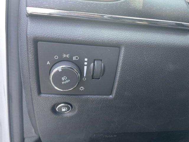 used 2015 Jeep Grand Cherokee car, priced at $11,000