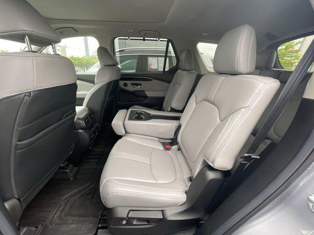 used 2025 Honda Pilot car, priced at $47,000