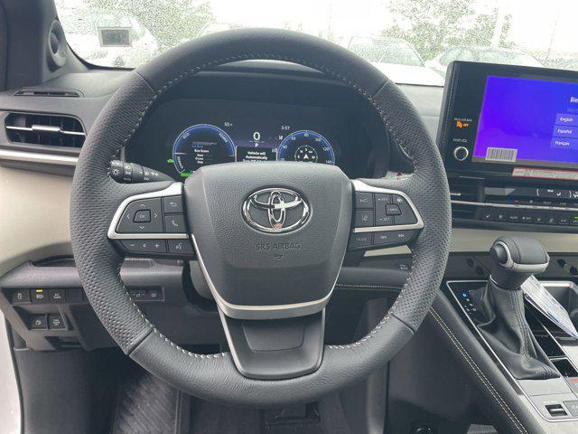 used 2025 Toyota Sienna car, priced at $60,500