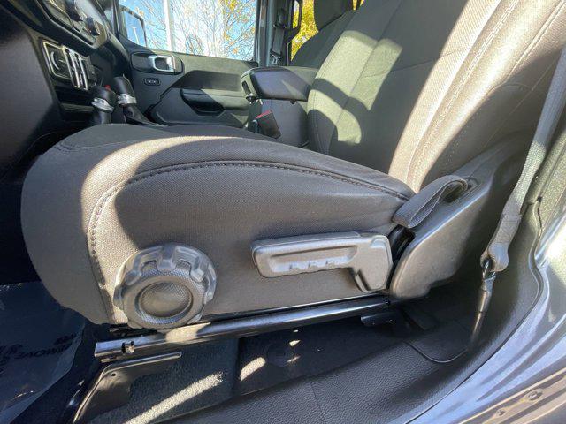 used 2022 Jeep Gladiator car, priced at $27,000