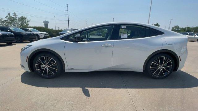 new 2025 Toyota Prius car