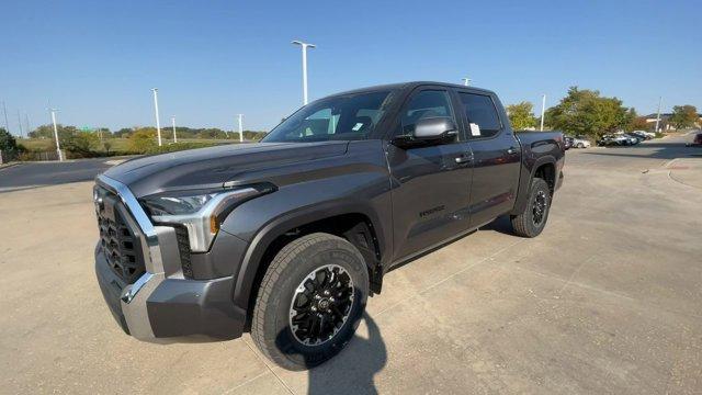 new 2025 Toyota Tundra car