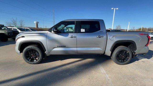 new 2025 Toyota Tundra car