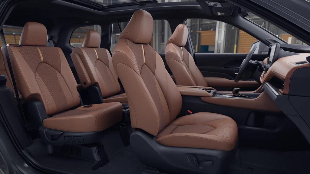new 2026 Toyota Grand Highlander Hybrid car, priced at $61,633