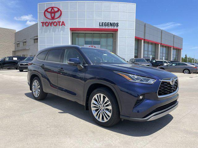 used 2025 Toyota Highlander car, priced at $58,000