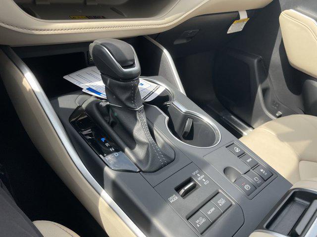 used 2025 Toyota Highlander car, priced at $50,000