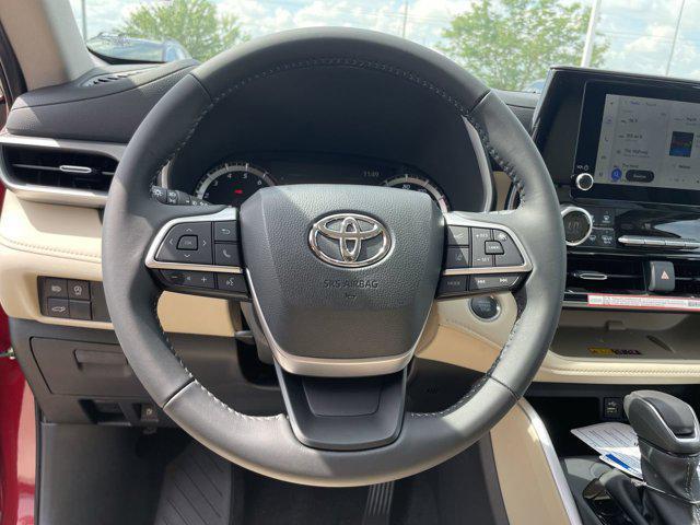 used 2025 Toyota Highlander car, priced at $50,000