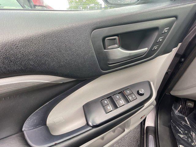 used 2019 Toyota Highlander Hybrid car, priced at $24,000