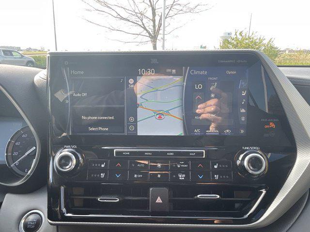 used 2020 Toyota Highlander car, priced at $30,500