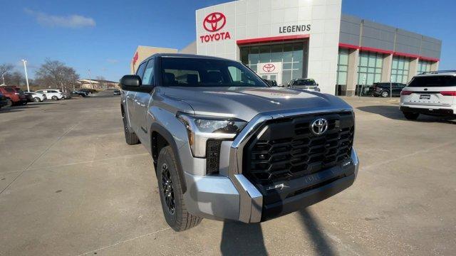 new 2025 Toyota Tundra car