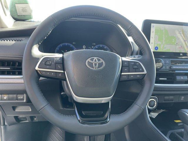 used 2025 Toyota Grand Highlander car, priced at $56,000