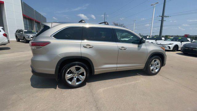 used 2015 Toyota Highlander car, priced at $22,000