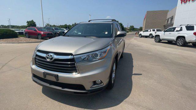 used 2015 Toyota Highlander car, priced at $22,000