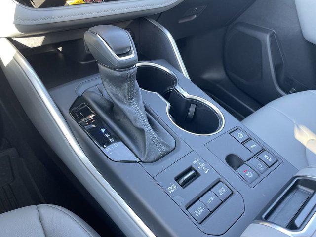 used 2025 Toyota Highlander car, priced at $48,000