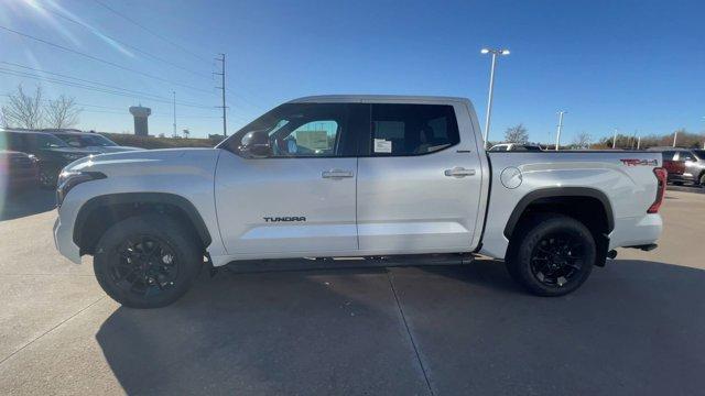 new 2025 Toyota Tundra car