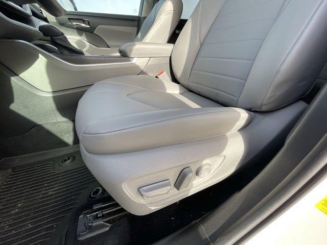 used 2022 Toyota Highlander car, priced at $38,000