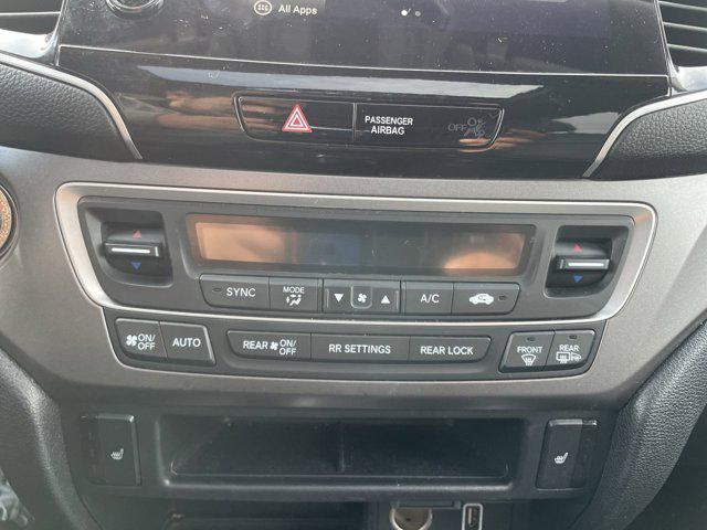used 2021 Honda Pilot car, priced at $27,000