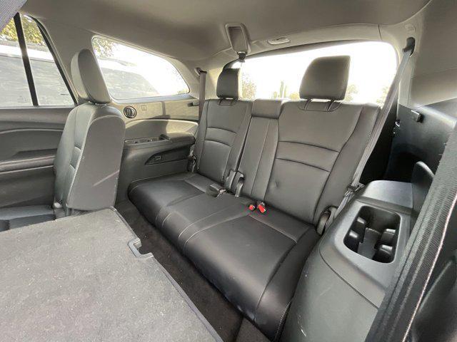 used 2021 Honda Pilot car, priced at $27,000