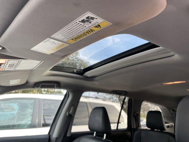 used 2021 Honda Pilot car, priced at $27,000