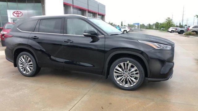 used 2020 Toyota Highlander car, priced at $36,000