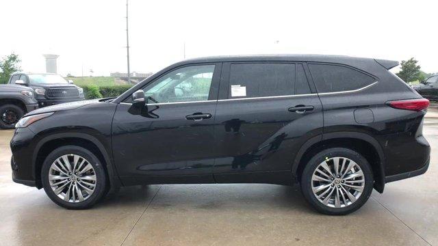 used 2020 Toyota Highlander car, priced at $36,000